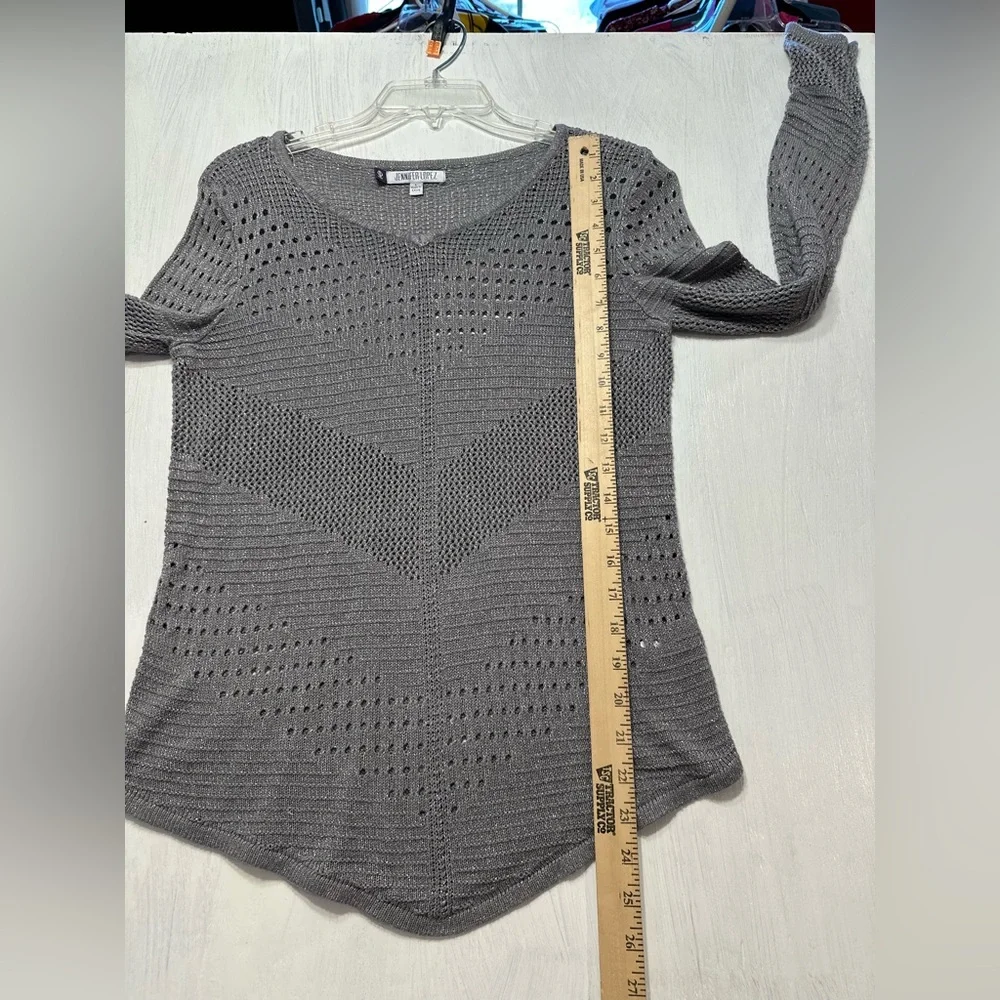 Jennifer Lopez Metallic Gray Open Knit Sweater L Long Sleeve Rayon Blend Top - Picture 5 of 8
